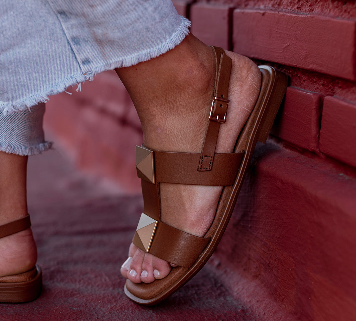 Valeria Beige Sandal 